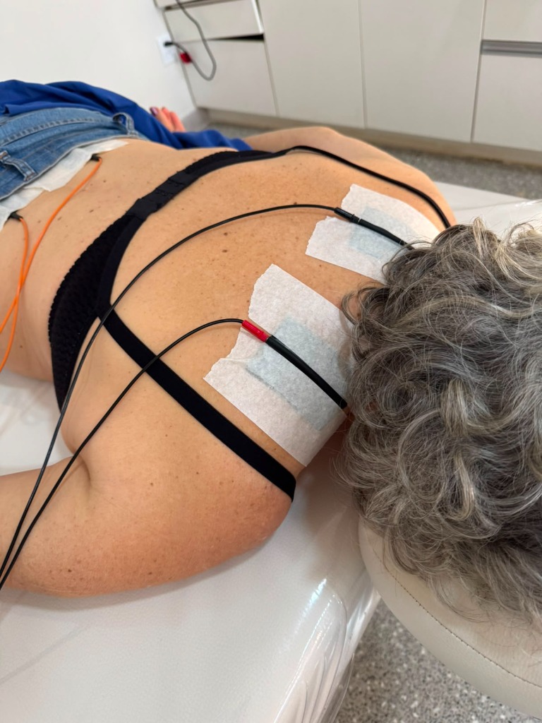 Sessão de Fisioterapia Regenerativa e Analgesia na Clínica Nobre Centro Médico